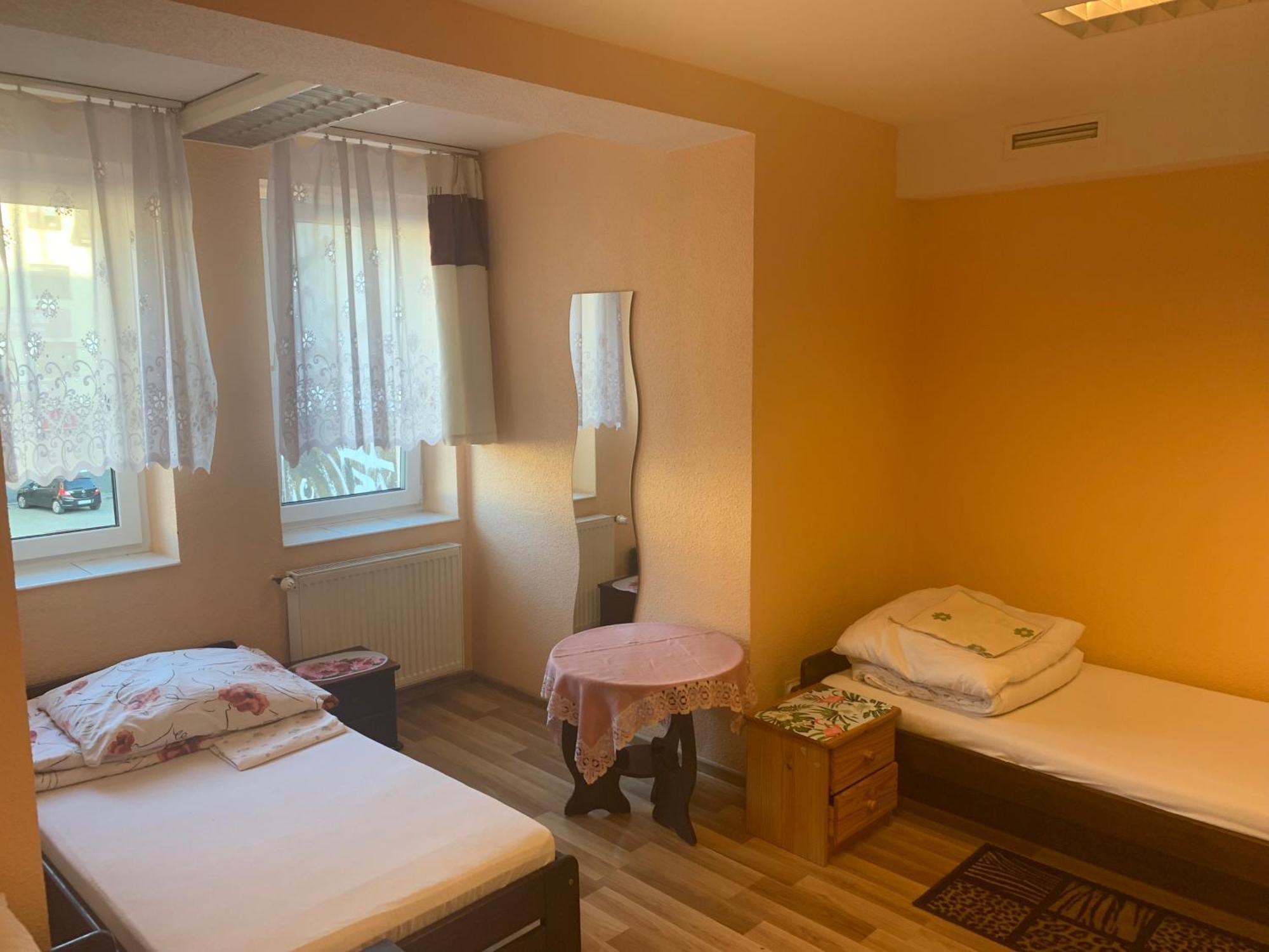 Tanie Noclegi Bartek Kielce Kültér fotó